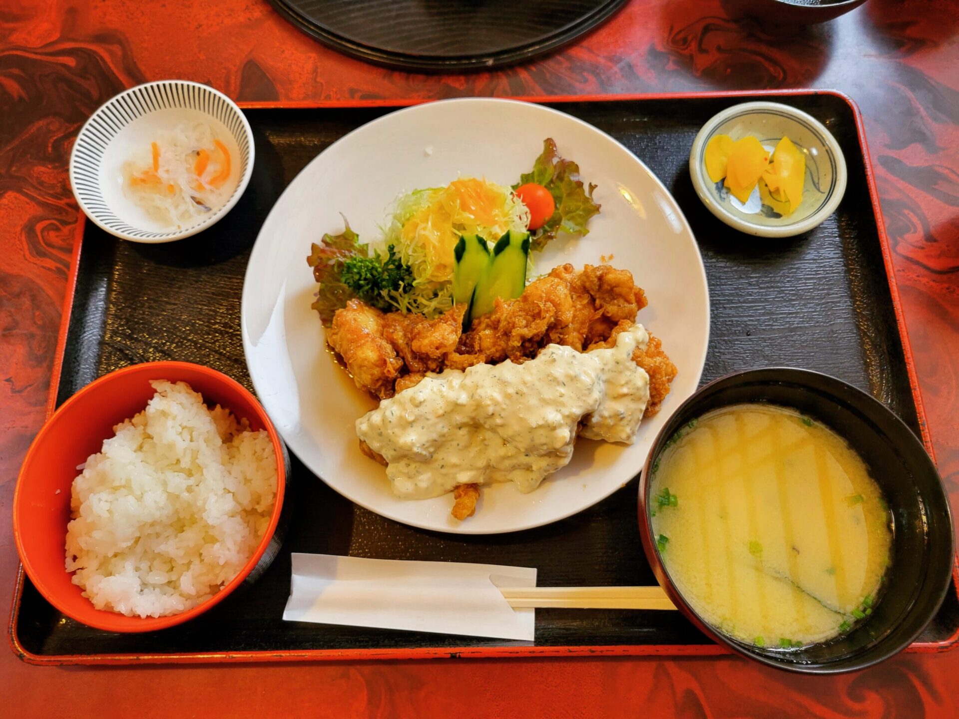 川南町『あさしお丸』のチキン南蛮定食