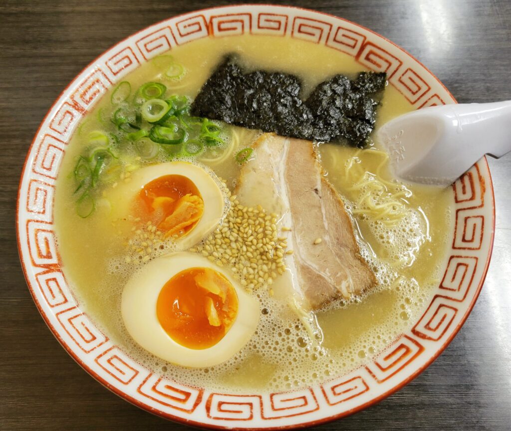 「豚骨醤油ラーメン」
ラーメン浅野２号